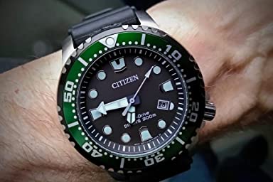 Best Watches for Men under 250 based on Amazon reviews in&nbsp;2023